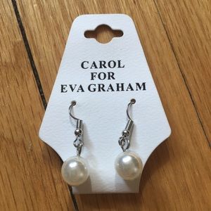 Carol for Eva Graham pearl earrings